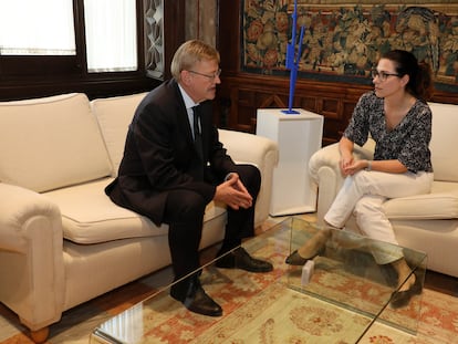 El presidente de la Generalitat, Ximo Puig (PSPV), y la vicepresidenta, Aitana Mas (Compromís), el día de la destitución de la consejera Mireia Mollà, el pasado 25 de octubre.