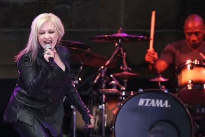 Cyndi Lauper, durante su concierto en San Sebastián.