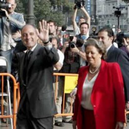 Francisco Camps llega al Tribunal Superior de Justicia de la Comunitat Valenciana acompañado de Rita Barberá