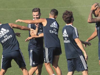 Asensio, Nacho, Lucas, Odriozola y Mariano, en el entrenamiento del viernes.