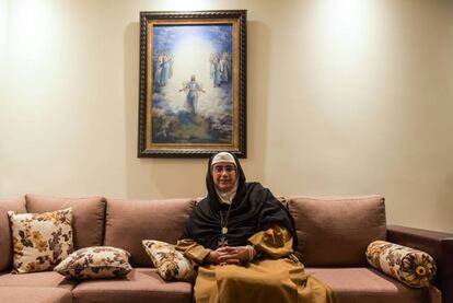 Madre Agnes en el piso de la orden de las Carmelitas en Jounieh, norte de Beirut