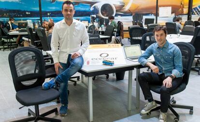 Daniel Díaz e Ivan Luarca, dos de los fundadores de Eccocar en sus oficinas en Madrid. 