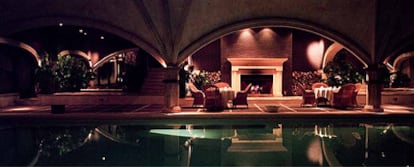 La piscina cubierta del hotel Landa, a las afueras de Burgos.
