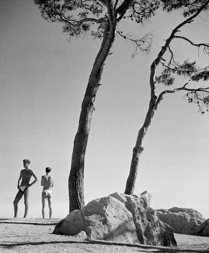 Dos jóvenes en Naxos (1937).