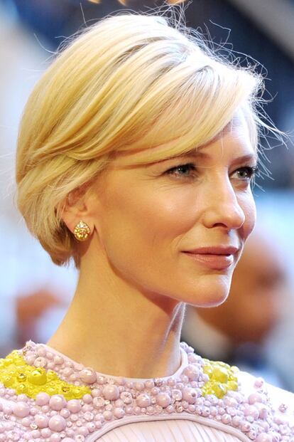 Oscar: Cate Blanchett no sólo lució un Givenchy espectacular en la gala de 2011. También fue capaz de demostrar que se puede presumir de melenita sin artificios sobre la alfombra roja.