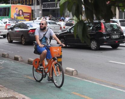 Projeto de lei quer criar curso de capacitação para ciclistas de BH.