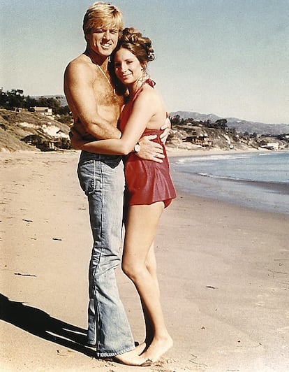 Robert Redford y Barbra Streisand en la película ‘Tal como éramos’ de 1973.