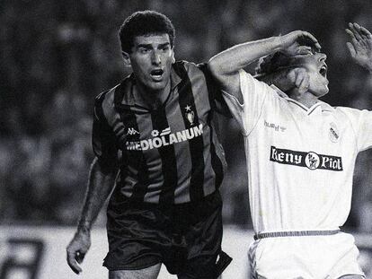 Tassoti, que recebeu cartão amarelo, atinge Butragueño pouco antes do gol num duelo Real x Milan de 1989.