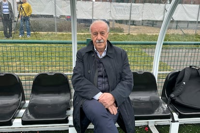 Vicente del Bosque, en las intalaciones del Rayner´s Lane F.C. de Londres, este domingo