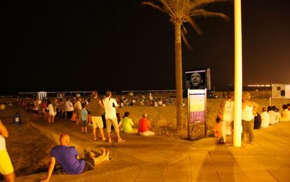 Cine de verano en la playa de Las Arenas, en Valencia.