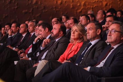 Asistentes a la ceremonia de entrega de los Premios. En primer término, Manuel Polanco, vicepresidente de PRISA