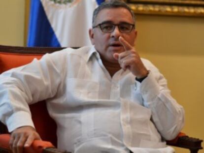 Mauricio Funes, presidente de El Salvador, durante a entrevista.