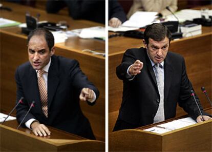 Francisco Camps y Joan Ignasi Pla, en dos momentos del debate de ayer en las Cortes.