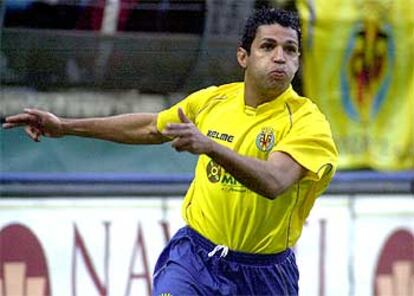 Anderson celebra el tanto con el que el Villarreal abrió el marcador frente al Celtic de Glasgow.