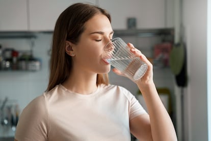 Los 12 voluntarios del experimento solo tomaron agua durante siete días.