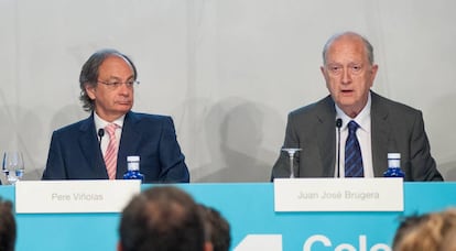 Pere Viñolas, consejero delegado de Colonial (izquierda) y Juan José Brugera, presidente, en la junta de accionistas de 2018 en Madrid. 