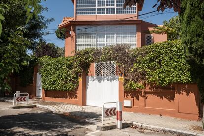 Viviendas unifamiliares en la colonia los Pinares.