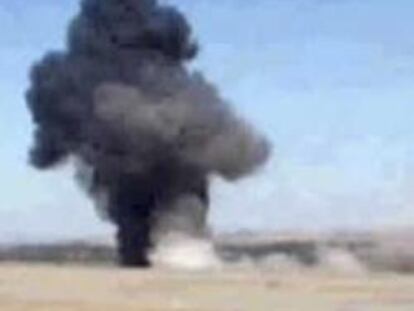 Una videocámara graba el avión siniestrado de Spanair tras la explosión