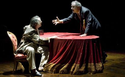 Ramon Madaula (izquierda) y Jordi Bosch, durante un momento del espectáculo.