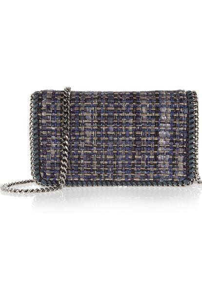 Cartera de tweed con cadena dorada de Stella McCartney (575 euros).