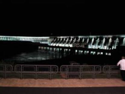 La hidroeléctrica tuvo un costo de 27.000 millones de dólares y la empresa aún tiene una deuda de 13.000 millones de dólares. EFE/Archivo