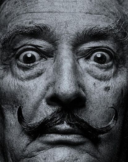 Retrato de Salvador Dalí, publicado en el diario 'Pueblo' en 1966.