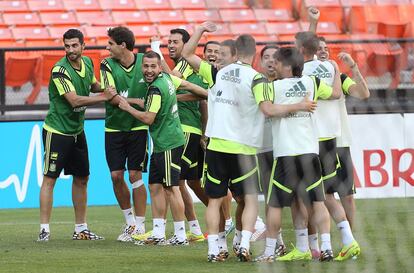 Los jugadores de la selección durante el entrenamiento