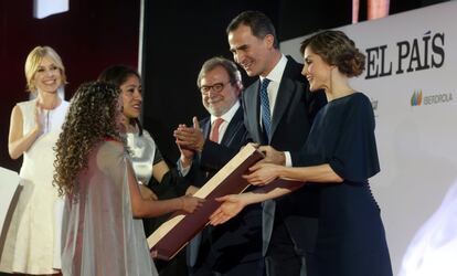 Las periodistas, Lilia Saúl y Ginna Morelo, premio Ortega y Gasset a la mejor cobertura multimedia.