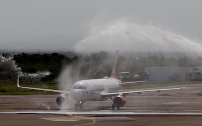 Un avión de Avianca aterriza en el aeropuerto internacional Rafael Núñez de Cartagena, el 1 de septiembre de 2019.