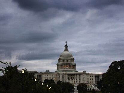 Nubes de tormenta sobre el Capitolio de Washington.