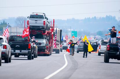 protestas camioneros por restricciones coronavirus llega a washington