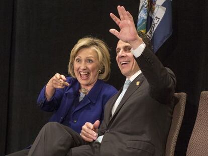 El Gobernador de Nueva York, Andrew Cuomo, con Hillary Clinton. 