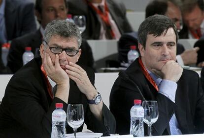 Ángel Villar y Miguel Cardenal, en una Asamblea de la FEF