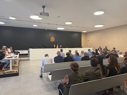 Momento en el que se procede a la notificación de la sentencia de la causa BPA, este martes.