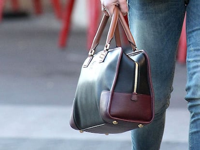 ¿Quién se ha convertido en fanática del Amazona de Loewe?