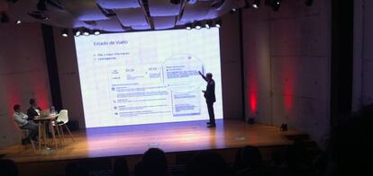 Un momento de la presentación de los planes digitales de LAN y TAM.