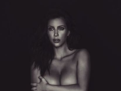Nuevo desnudo de Kim Kardashian en Twitter.