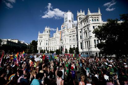 Marcha del Orgullo Gay por el centro de Madrid.