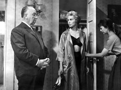 Alfred Hitchcock y Janet Leigh, en el rodaje de &#039;Psicosis&#039;