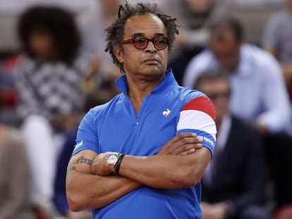 Yannick Noah, durante un partido de la Copa Davis con Francia.