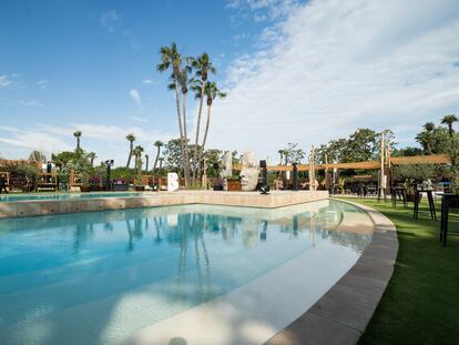 La piscina de Beso Pedralbes a l'Hotel Torre Molina de Barcelona.