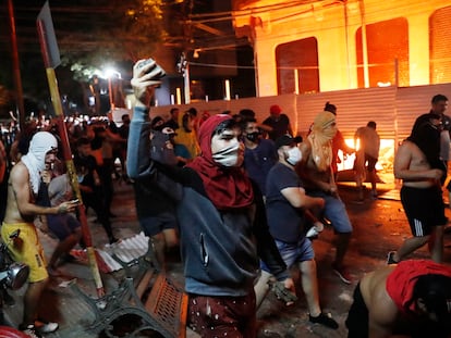 Protestos em Assunção contra o Governo de Mario Abdo Benítez.