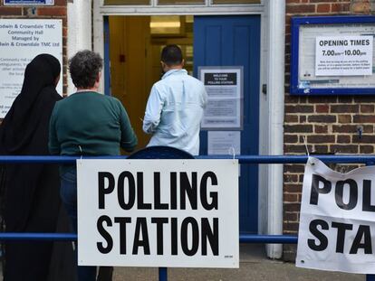 Colegio electoral en el barrio londinense de Camden Town