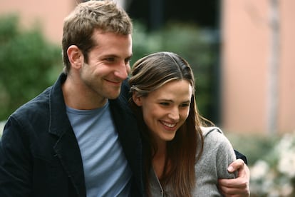Bradley Cooper y Jennifer Garner, en la serie 'Alias', en 2006.