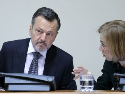 Agust&iacute;n Fern&aacute;ndez durante su intervenci&oacute;n 