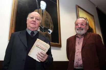 Edwards y Savater, antes de la presentación de la novela, ayer en la Biblioteca Nacional.