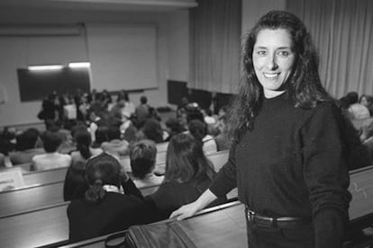 Ramona Maneiro, en una reunión a favor de la eutanasia en Santiago de Compostela.