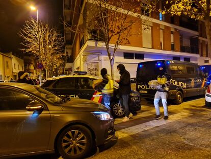 Operativo antiyihadista en el barrio de Santa Eugènia (Girona), el pasado miércoles 25 de enero.