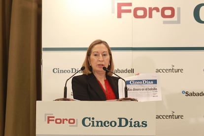 La ministra de Fomento, Ana Pastor, en el Foro Cinco Días.