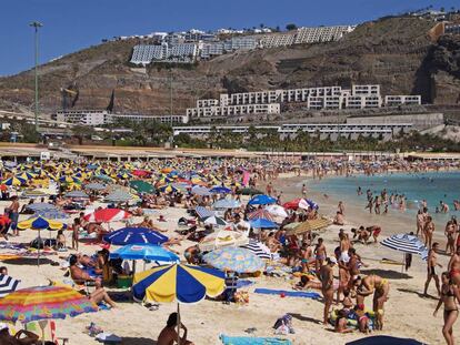 Canarias no sabe qué impacto genera su turismo en el planeta (aunque comienza a interesarse)